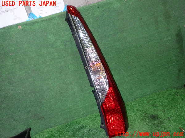 5UPJ-20491530]ランエボワゴン(CT9W)右テールランプ 中古_m0001.jpg