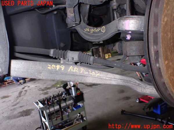 5UPJ-20495330]ランエボワゴン(CT9W)左リアテンションロッド 中古_m0001.jpg
