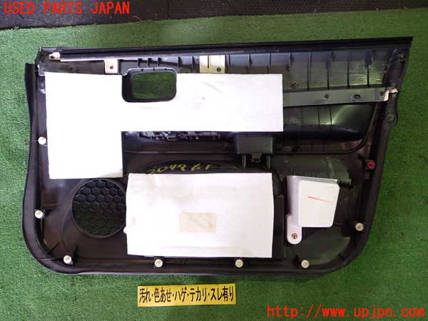 5UPJ-20491264]ランエボワゴン(CT9W)左前ドア内張り 中古_m0002.jpg