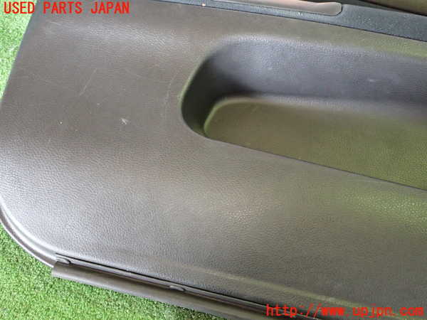 5UPJ-20491264]ランエボワゴン(CT9W)左前ドア内張り 中古_m0005.jpg