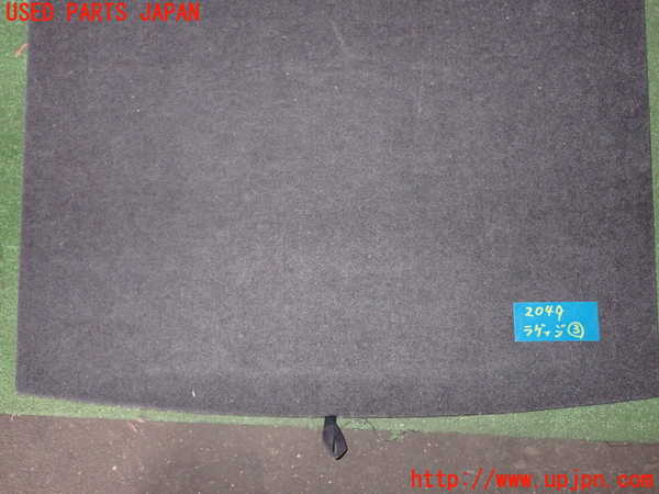 5UPJ-20497773]ランエボワゴン(CT9W)ラゲッジトレイ3 中古_m0004.jpg