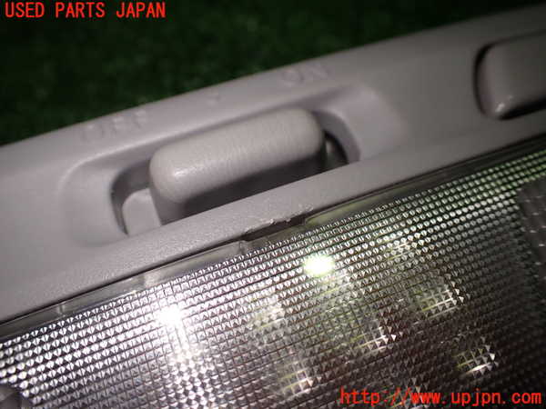 5UPJ-20496411]ランエボワゴン(CT9W)ルームランプ1（1列目） 中古_m0004.jpg