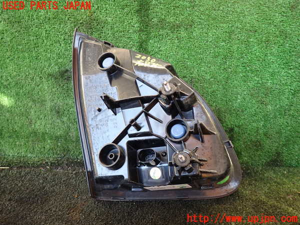 1UPJ-20501550]ポルシェ・カイエン S ハイブリッド(92ACGE)右リアフィニッシャー 中古_m0002.jpg