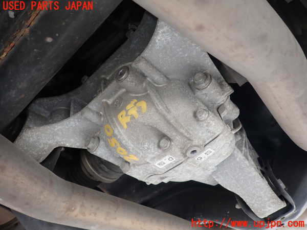 5UPJ-20504355]ポルシェ・カイエン S ハイブリッド(92ACGE)リアデフ 中古_m0002.jpg