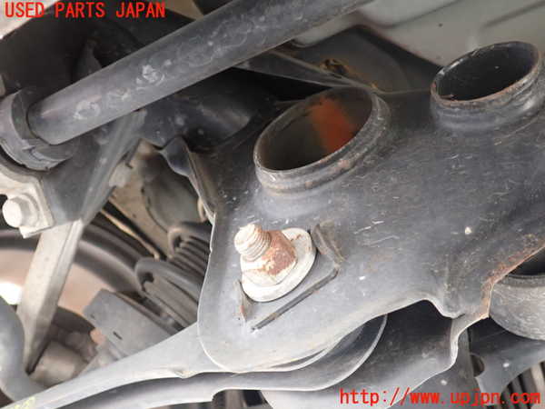 5UPJ-20505295]ポルシェ・カイエン S ハイブリッド(92ACGE)リアメンバー 中古_m0003.jpg