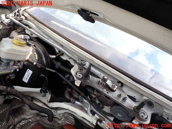 5UPJ-20506770]ポルシェ・カイエン S ハイブリッド(92ACGE)フロントワイパーモーター 中古_m0001.jpg