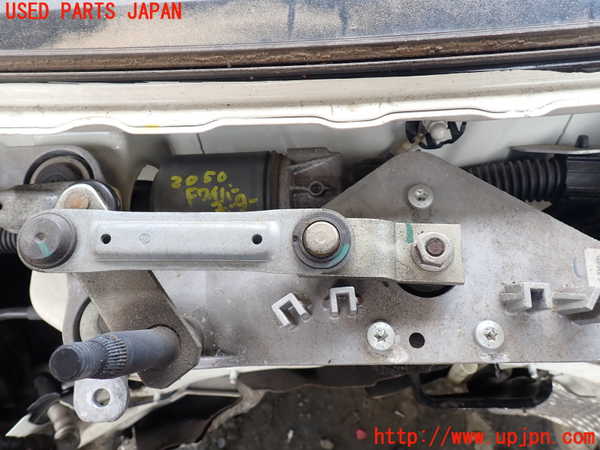 5UPJ-20506770]ポルシェ・カイエン S ハイブリッド(92ACGE)フロントワイパーモーター 中古_m0002.jpg