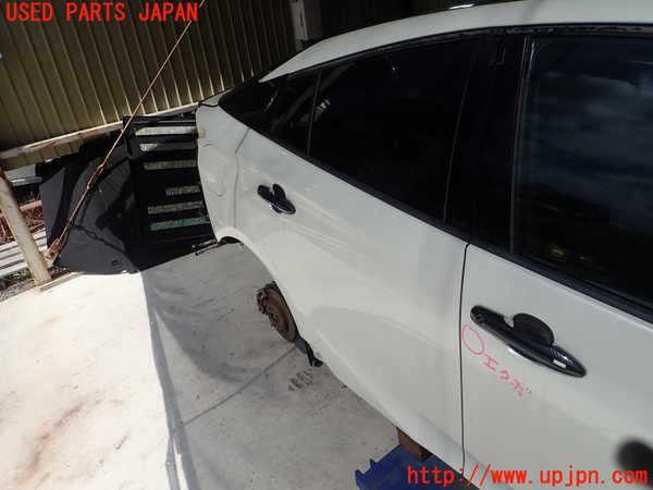 5UPJ-20511290]プリウスPHV(ZVW52)右後ドア 中古_m0001.jpg