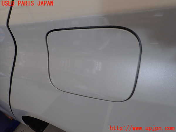 5UPJ-20511690]プリウスPHV(ZVW52)フューエルリッド 中古_m0001.jpg