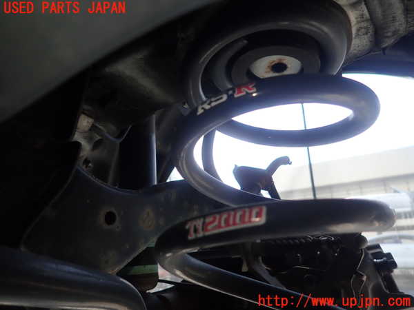 5UPJ-20515100]プリウスPHV(ZVW52)右リアスプリング 社外 中古_m0002.jpg