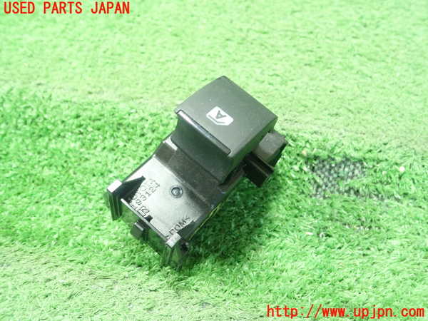 5UPJ-20516245]プリウスPHV(ZVW52)左前パワーウィンドウスイッチ 中古_m0001.jpg