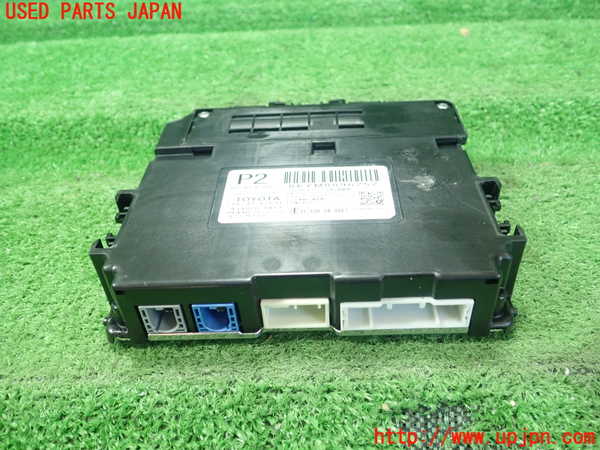 5UPJ-20516146]プリウスPHV(ZVW52)コンピューター1 (テレマティクス) 中古_m0001.jpg