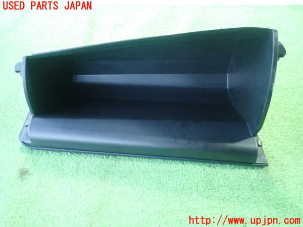 5UPJ-20517516]プリウスPHV(ZVW52)グローブボックス1 中古_m0002.jpg