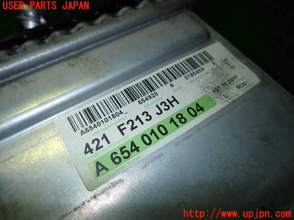 5UPJ-20522451]ベンツ E220 d（S213）(BlueTEC) ステーションワゴン(213204C)インタークーラー1 中古_m0003.jpg