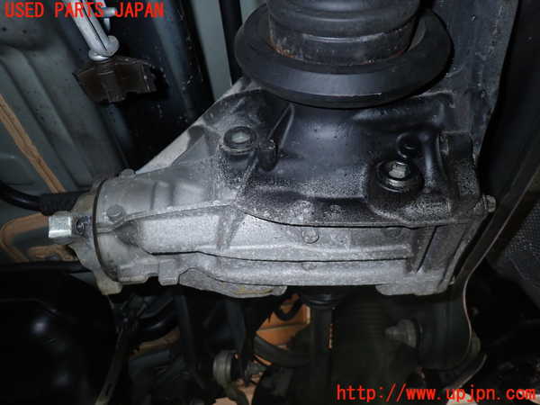 5UPJ-20524355]ベンツ E220 d（S213）(BlueTEC) ステーションワゴン(213204C)リアデフ 中古_m0002.jpg