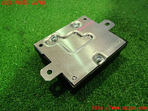 5UPJ-20526148]ベンツ E220 d（S213）(BlueTEC) ステーションワゴン(213204C)コンピューター3 A 000 900 24 14 中古_m0003.jpg