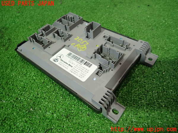 5UPJ-20526151]ベンツ E220 d（S213）(BlueTEC) ステーションワゴン(213204C)コンピューター6 A 213 900 56 22 中古_m0001.jpg