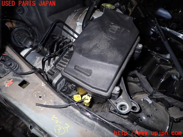 5UPJ-20526743]ベンツ E220 d（S213）(BlueTEC) ステーションワゴン(213204C)ヒューズボックス3 中古_m0001.jpg
