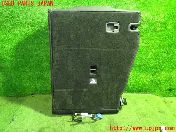 5UPJ-20527145]ベンツ E220 d（S213）(BlueTEC) ステーションワゴン(213204C)右2列目シート 中古_m0004.jpg