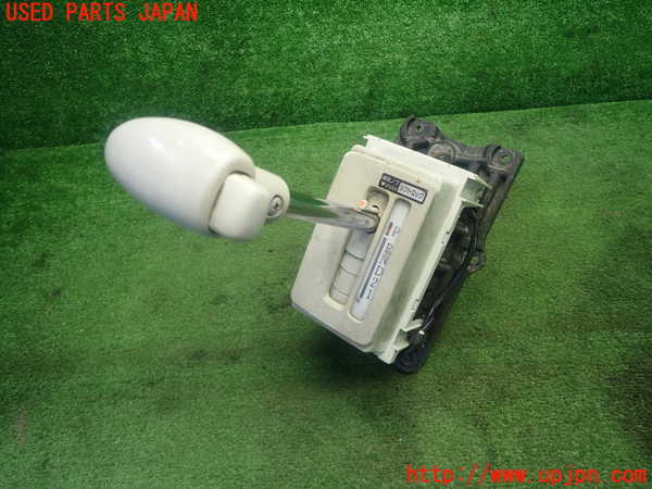 5UPJ-20537555]フィガロ(FK10)ATシフトレバー 中古_m0001.jpg