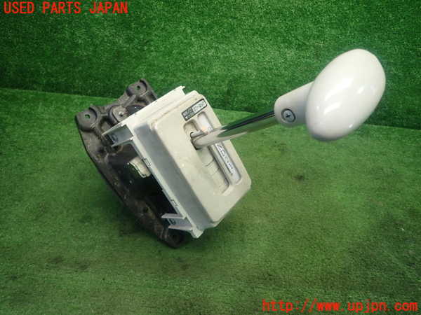 5UPJ-20537555]フィガロ(FK10)ATシフトレバー 中古_m0002.jpg
