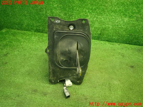 5UPJ-20537555]フィガロ(FK10)ATシフトレバー 中古_m0005.jpg