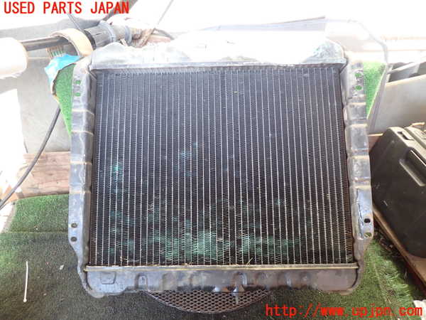 1UPJ-20552321]三菱ジープ(J58)ラジエーター1 中古_m0001.jpg
