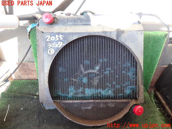 1UPJ-20552321]三菱ジープ(J58)ラジエーター1 中古_m0003.jpg