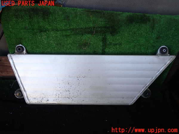 5UPJ-20565530]ポルシェ・パナメーラ S ハイブリッド(970CGEA)エアサスタンク 中古_m0003.jpg