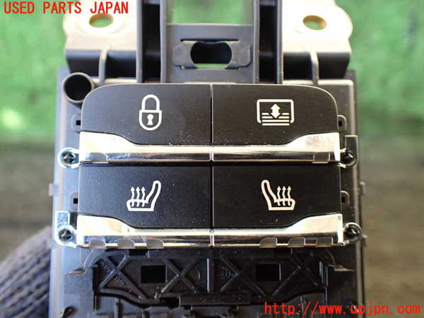 5UPJ-20566307]ポルシェ・パナメーラ S ハイブリッド(970CGEA)スイッチ2(リアサンシェード＆シートヒーター) 中古_m0002.jpg