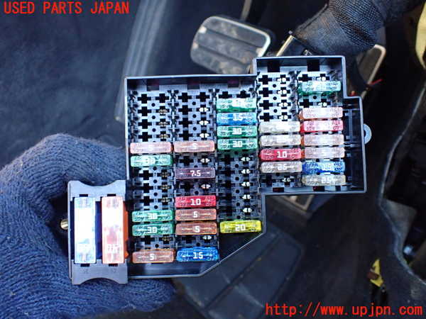 5UPJ-20566741]ポルシェ・パナメーラ S ハイブリッド(970CGEA)ヒューズボックス1 中古_m0001.jpg