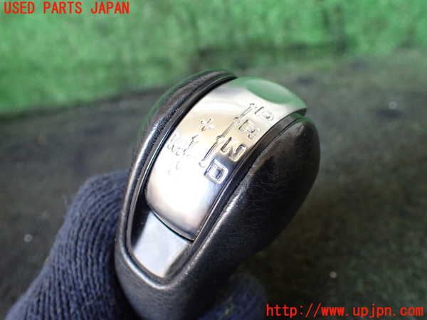 5UPJ-20567570]ポルシェ・パナメーラ S ハイブリッド(970CGEA)シフトノブ 中古_m0002.jpg