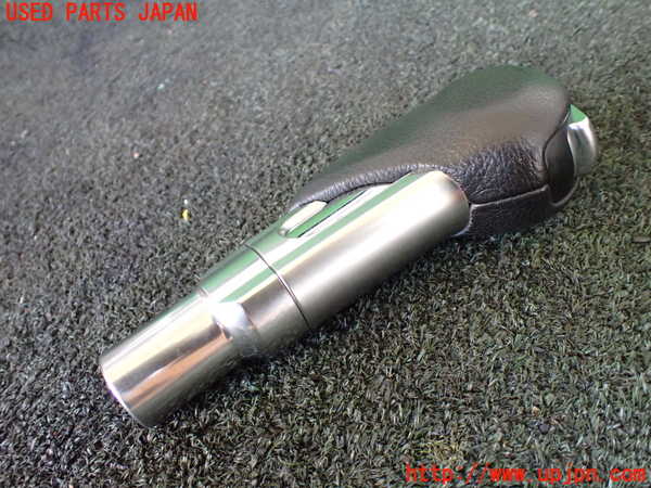 5UPJ-20567570]ポルシェ・パナメーラ S ハイブリッド(970CGEA)シフトノブ 中古_m0003.jpg