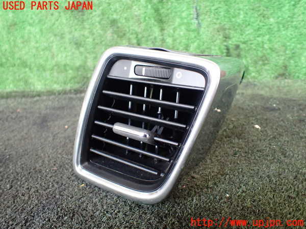 5UPJ-20567526]ポルシェ・パナメーラ S ハイブリッド(970CGEA)エアコン吹き出し口（右）1 中古_m0001.jpg