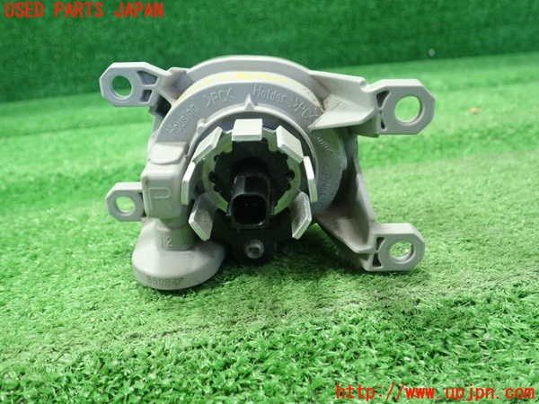 5UPJ-20571180]クラウン ハイブリッド(AZSH21)右フォグ 中古_m0002.jpg