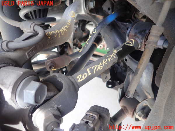 5UPJ-20575146]クラウン ハイブリッド(AZSH21)右リアアッパーアーム1 中古_m0001.jpg