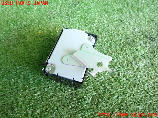 5UPJ-20606153]クラウン ロイヤル(GRS210)コンピューター8 (RECEIVER ASSY SMART DOOR CONTROL) 中古_m0002.jpg