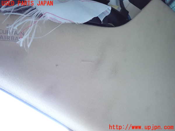 2UPJ-20607675]クラウン ロイヤル(GRS210)右リアピラートリム 中古_m0002.jpg
