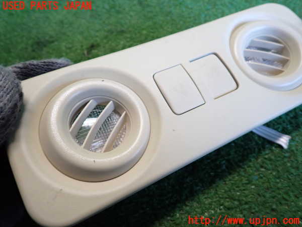 5UPJ-20606412]クラウン ロイヤル(GRS210)ルームランプ2 (真中 2列目) 中古_m0004.jpg