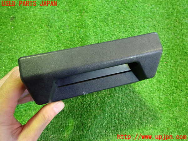 5UPJ-20617821]スープラ(MA70)灰皿1 中古_m0003.jpg