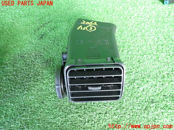 5UPJ-20627528]インプレッサ WRX-STi(GVF)エアコン吹き出し口3 (左) 中古_m0001.jpg