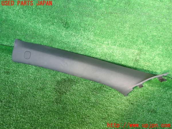 5UPJ-20627660]インプレッサ WRX-STi(GVF)左フロントピラートリム 中古_m0001.jpg