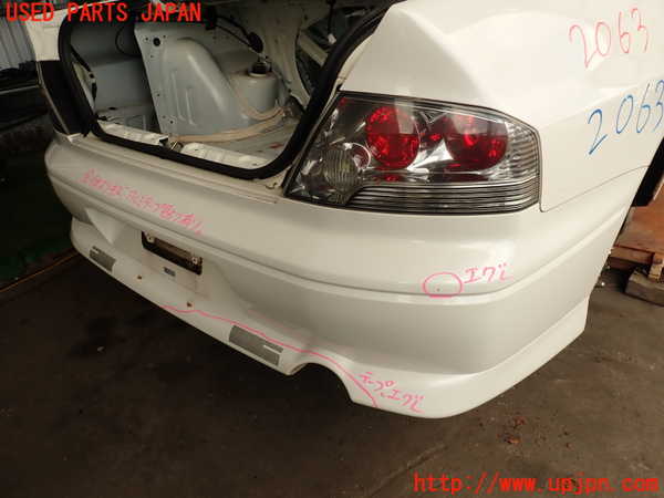5UPJ-20631610]ランエボ7 GT-A(CT9A)リアバンパー 中古_m0001.jpg