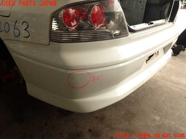 5UPJ-20631610]ランエボ7 GT-A(CT9A)リアバンパー 中古_m0002.jpg
