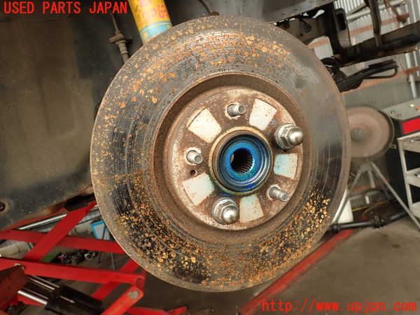 5UPJ-20634290]ランエボ7 GT-A(CT9A)右フロントナックルハブ 中古_m0001.jpg