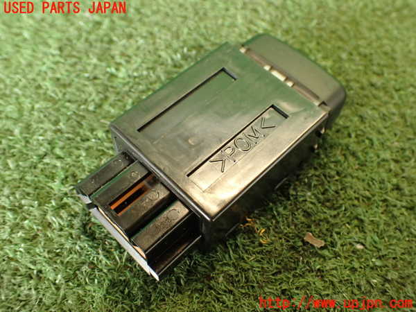 5UPJ-20636295]ランエボ7 GT-A(CT9A)フォグスイッチ 中古_m0003.jpg