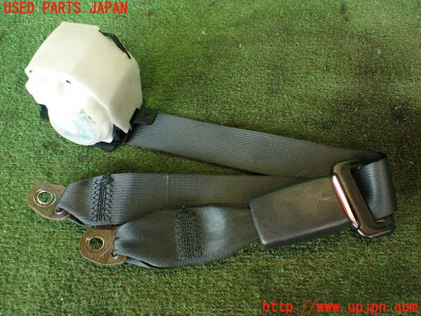 5UPJ-20637185]ランエボ7 GT-A(CT9A)左2列目シートベルト 中古_m0001.jpg