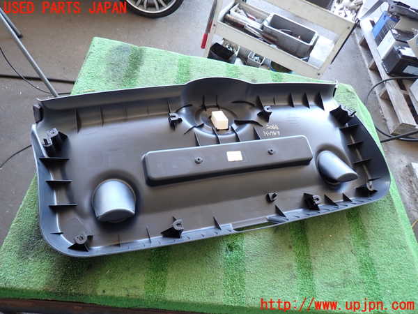 5UPJ-20641578]BMW ミニ(MINI)クーパーS F56(XR20M)バックドア内張り 中古_m0003.jpg
