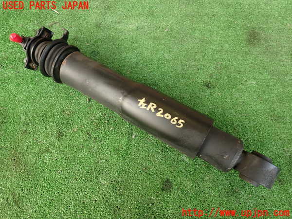 2UPJ-20655075]ランクル200系(URJ202W)左リアショックアブソーバー 中古_m0001.jpg