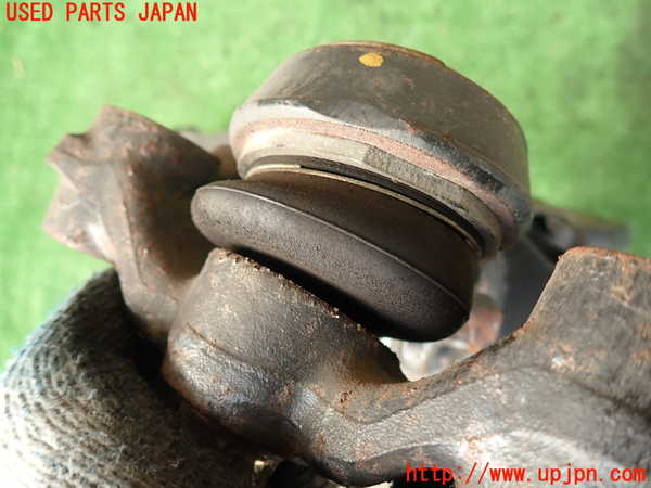 2UPJ-20655176]ランクル200系(URJ202W)右フロントロアアーム1 中古_m0003.jpg